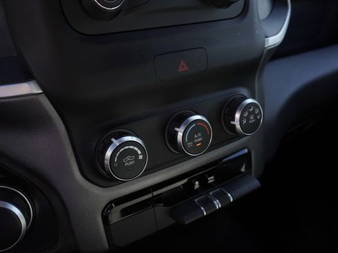 Used 2021 RAM 1500 Big Horn image 13