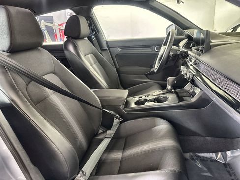 Used 2024 Honda Civic Sport image 28