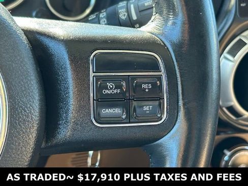 Used 2015 Jeep Wrangler Unlimited Sahara w/ Connectivity Group image 21