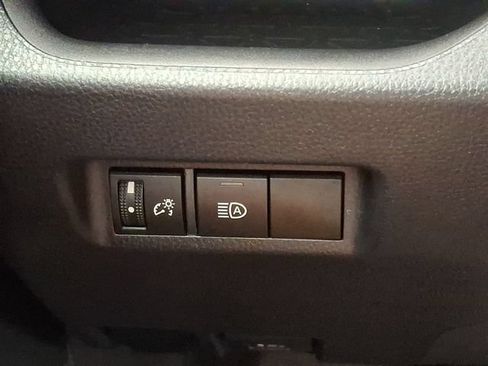 Certified 2023 Toyota RAV4 LE FWD image 32