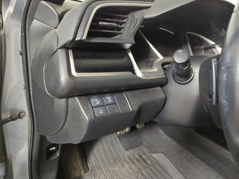 Used 2021 Honda Civic Sport image 26