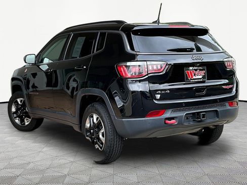 Used 2018 Jeep Compass Trailhawk w/ Leather Interior Group AWD/4WD image 4