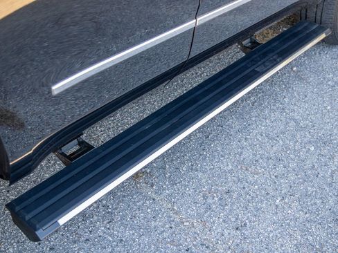 Used 2015 GMC Yukon Denali w/ Premium Package image 54