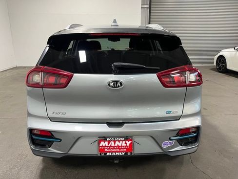 Used 2019 Kia Niro EX Premium FWD image 4