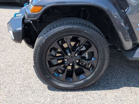Certified 2022 Jeep Wrangler Unlimited Sahara AWD/4WD image 14