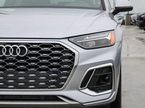 Used 2022 Audi Q5 2.0T Premium Plus w/ Premium Plus Package image 4