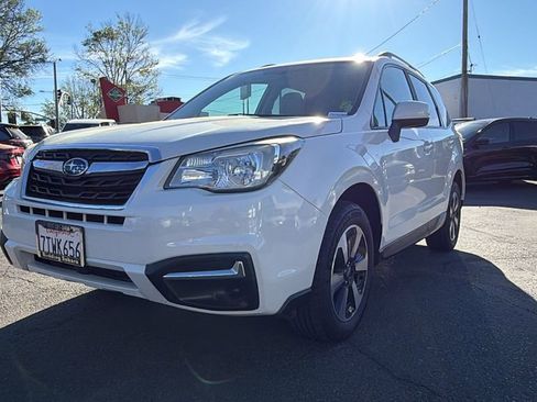 Used 2017 Subaru Forester 2.5i Premium image 9