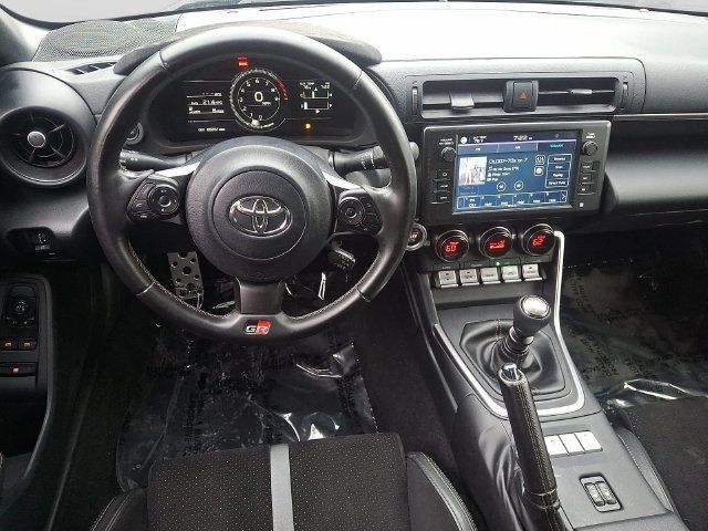 Used 2023 Toyota GR86 Premium w/ ALL Weather Mat Package (TMS) RWD image 13