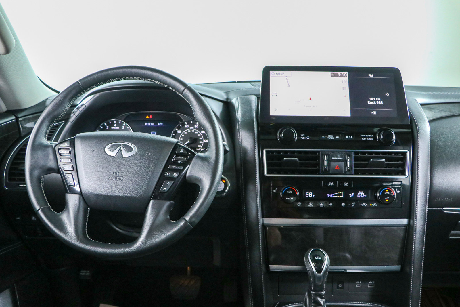 Used 2023 INFINITI QX80 Luxe w/ Cargo Package AWD/4WD image 18