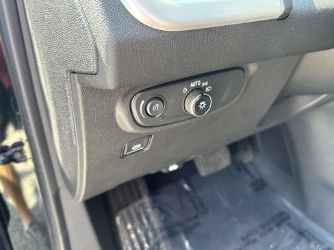 Certified 2021 GMC Terrain SLE w/ LPO, Floor Liner Package AWD/4WD image 21