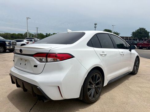 Used 2025 Toyota Corolla SE FWD image 5