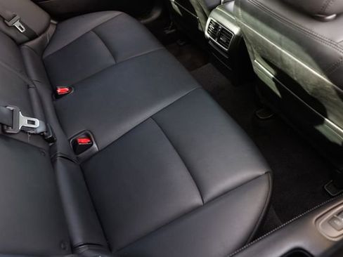 Used 2017 INFINITI Q50 Signature Edition w/ All Weather Package (L93) image 15