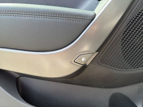 Used 2018 Hyundai Santa Fe Sport FWD image 13