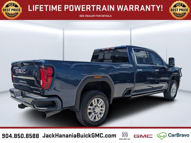 Used 2022 GMC Sierra 3500 Denali w/ Technology Package AWD/4WD image 3
