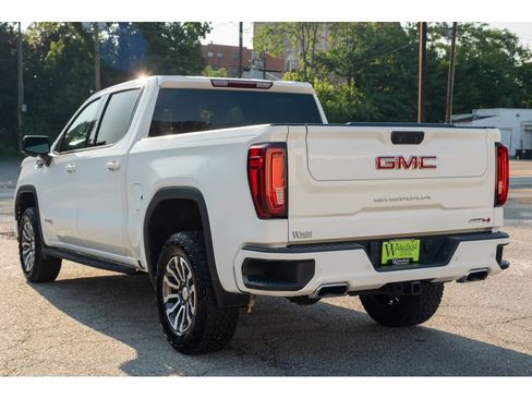 Used 2023 GMC Sierra 1500 AT4 AWD/4WD image 6