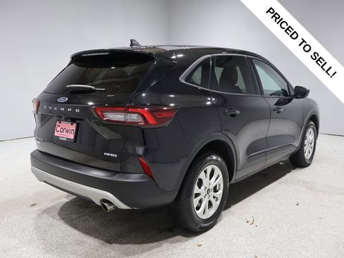 Used 2025 Ford Escape Active image 2