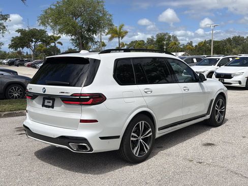 Certified 2025 BMW X7 xDrive40i image 4