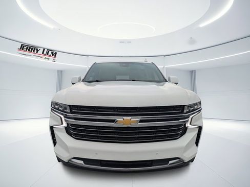 Used 2023 Chevrolet Suburban LT image 7