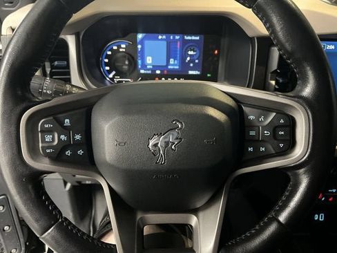 Used 2022 Ford Bronco Wildtrak AWD/4WD image 11