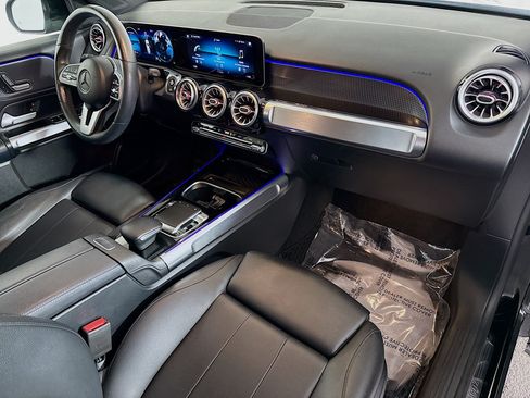 Used 2020 Mercedes-Benz GLB 250 image 30