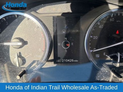 Used 2014 Toyota Highlander Limited image 27