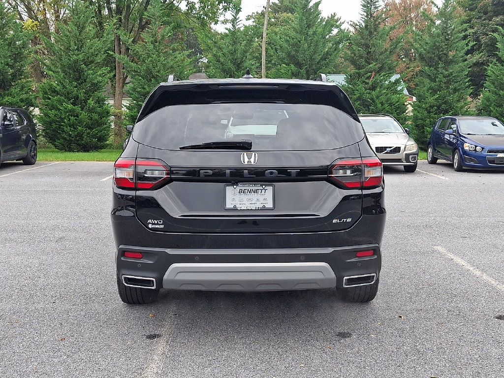 Used 2025 Honda Pilot Elite image 5