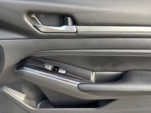 Used 2023 Nissan Altima 2.5 SL image 41