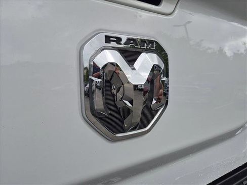 Used 2020 RAM 2500 Limited AWD/4WD image 17