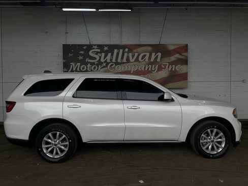 Used 2020 Dodge Durango SXT w/ 3rd Row Seating Group image 6