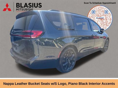 Used 2023 Chrysler Pacifica Limited w/ S Appearance Package FWD image 21