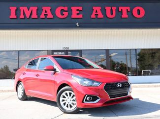 Used 2022 Hyundai Accent SEL image 1