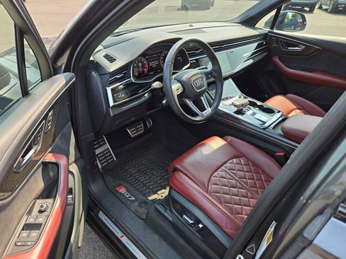 Used 2023 Audi SQ7 Prestige AWD/4WD image 23