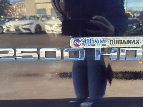 Used 2016 Chevrolet Silverado 2500 LT w/ LT Convenience Package image 11