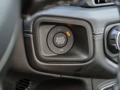 New 2026 Jeep Gladiator Sport image 30