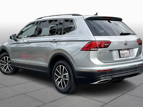 Used 2021 Volkswagen Tiguan SE image 11