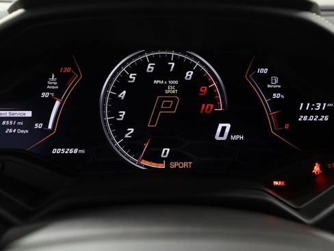 Used 2022 Lamborghini Huracan EVO image 23