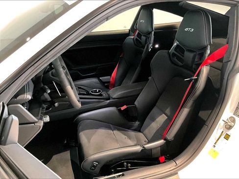 Used 2022 Porsche 911 GT3 image 8