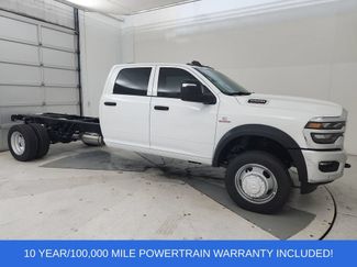 New 2026 RAM 5500 Tradesman w/ Chrome Appearance Group AWD/4WD 360° Tour