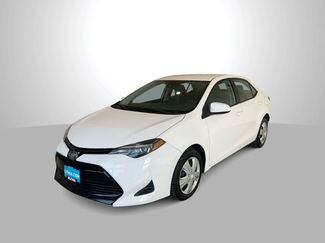 Used 2019 Toyota Corolla LE video 1