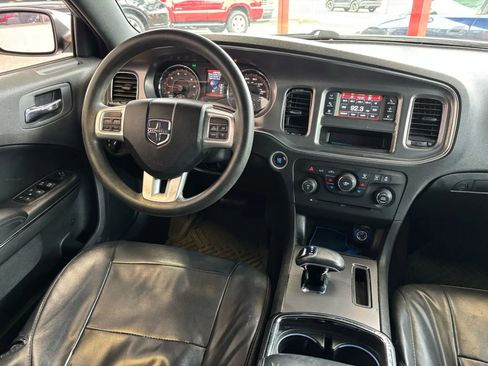 Used 2012 Dodge Charger SE image 10