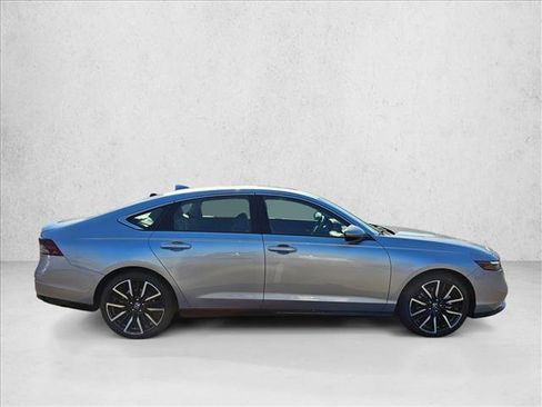 New 2025 Honda Accord Touring image 4