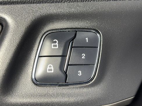 Used 2016 Lincoln MKC Premiere image 30