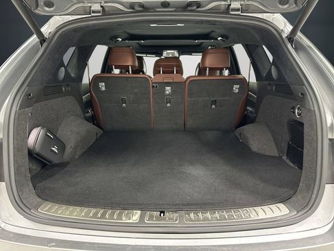 Certified 2025 Genesis GV80 3.5T Prestige AWD/4WD image 12