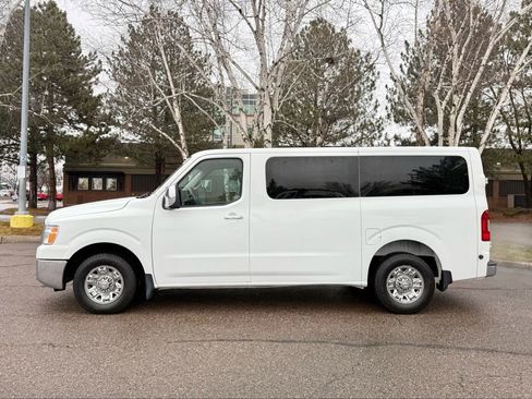 Used 2013 Nissan NV 3500 SL w/ Technology Pkg image 3