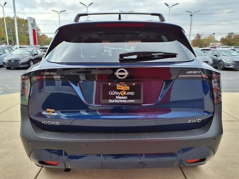 New 2026 Nissan Kicks SV w/ SV Premium Package image 9