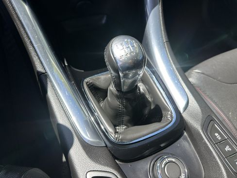 Used 2017 Chevrolet SS RWD image 22
