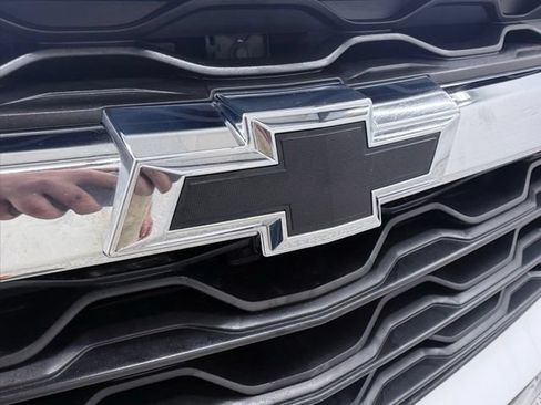 Used 2024 Chevrolet Blazer LT w/ Convenience Package FWD image 12