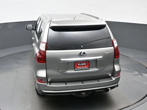 Used 2021 Lexus GX 460 Premium w/ Accessory Package AWD/4WD image 39