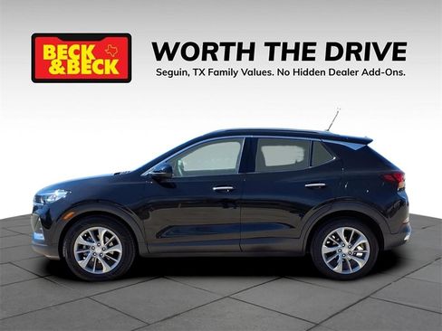Used 2023 Buick Encore GX Essence w/ Experience Buick Package image 8