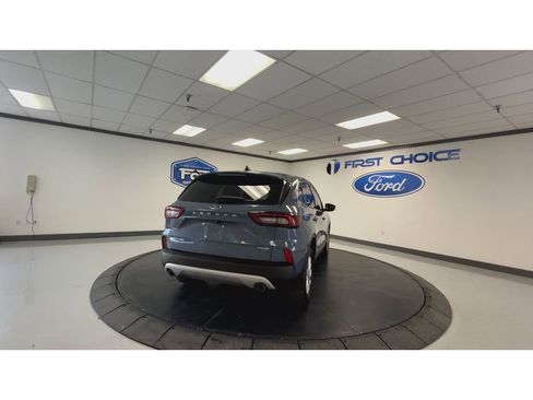 Used 2023 Ford Escape Active image 9
